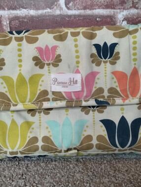 Primrose Hill London Lotus Flower Trifold Hanging Valet Travel Cosmetic Toiletry
